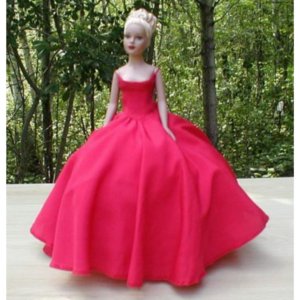 Make a Showstopper Ball Gown for Tiny Kitty Collier